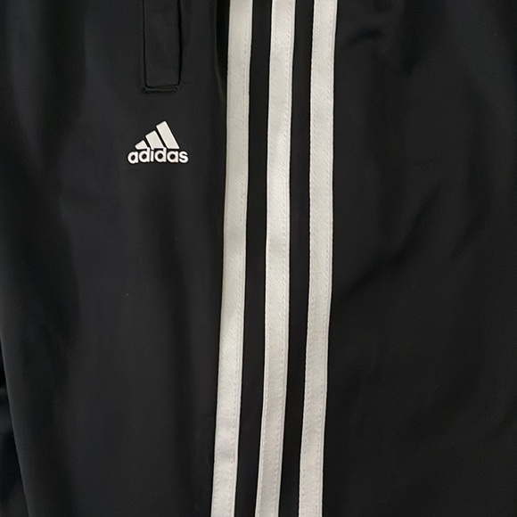 Adidas Boys Track/ Sweat Pants (Boy size L) - Picture 5 of 5